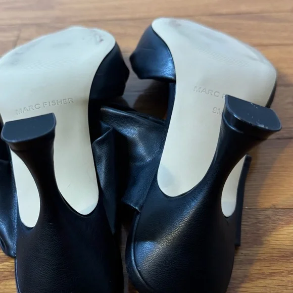 Marc Fisher Heaton Black Pointed-Toe Mule Heels 9M - Picture 7 of 7